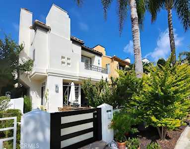 607 22nd Huntington Beach, CA 92648