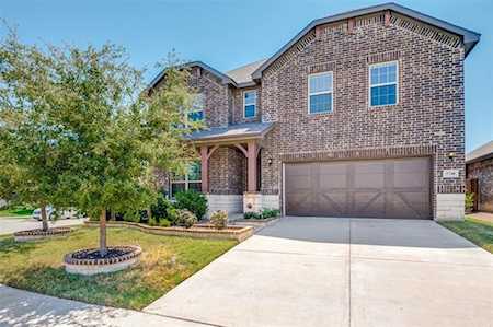 3748 Fossil Tree Lane Fort Worth, TX 76244