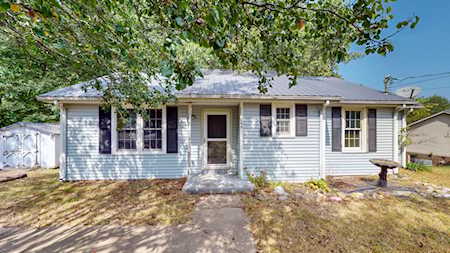 244 Old Columbia Rd Dickson, TN 37055