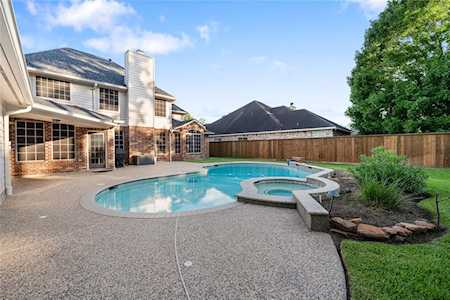 11710 Regency Forest Dr Cypress, TX 77429