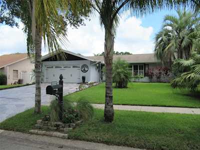 1572 Roxburg Ln Dunedin, FL 34698
