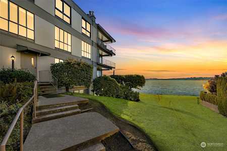 6333 Lake Washington Blvd NE #402 Kirkland, WA 98033