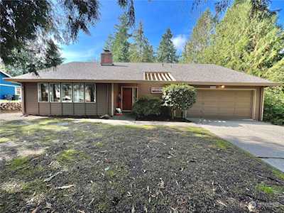 11820 93rd Avenue Ct E Puyallup, WA 98373
