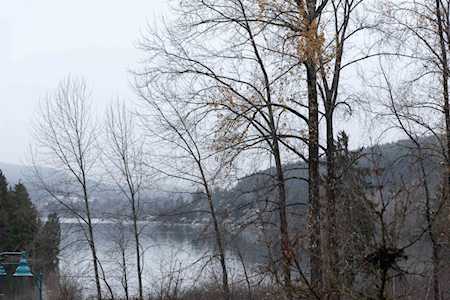 801 Klahanie Drive #303 Port Moody, BC V3H 5K4