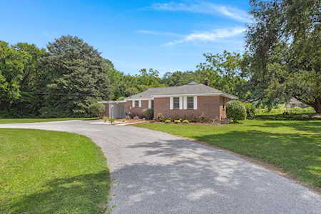 1427 Fort Lamar Road Charleston, SC 29412