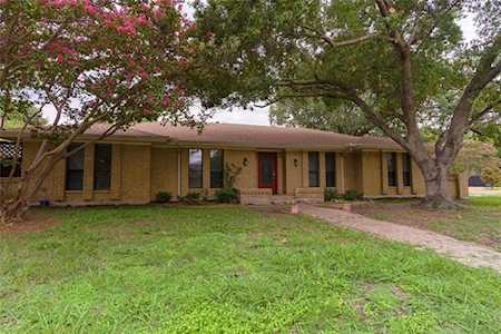 2421 Maple Leaf Drive Plano, TX 75075