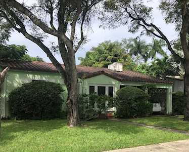 425 NE 10th Ave Fort Lauderdale, FL 33301