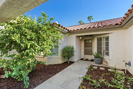 794 Montana Vista Dr Palm Desert, CA 92211