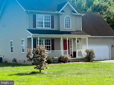 450 Shadywood Ln Magnolia, DE 19962