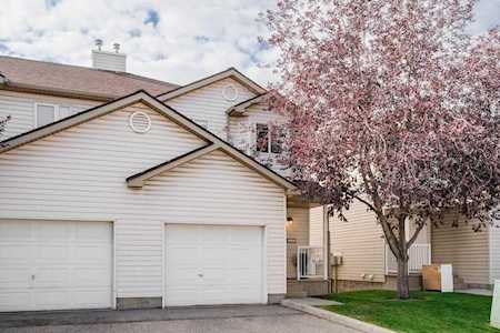 114 Douglas Glen Park SE Calgary, AB T2Z 3Z3