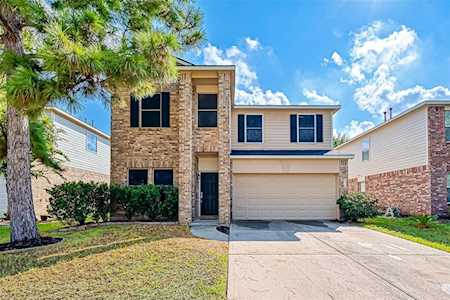 2518 Knoll Shadows Ln Katy, TX 77449