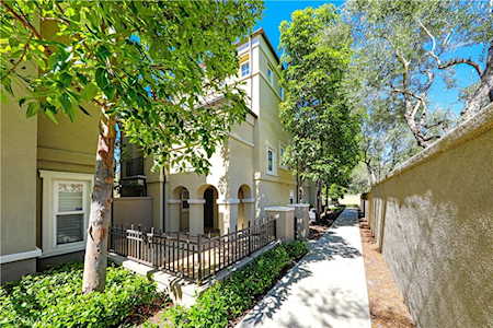 8 Via Amanti Newport Coast, CA 92657
