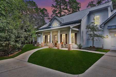 9919 Deer Path Ln Magnolia, TX 77354