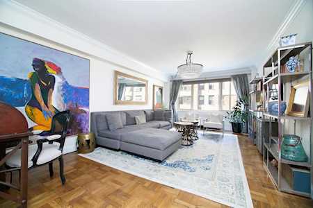 415 E 52nd St #6-BB New York, NY 10022
