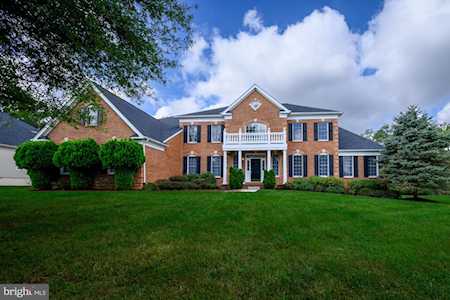 23245 Meadowvale Glen Ct Sterling, VA 20166