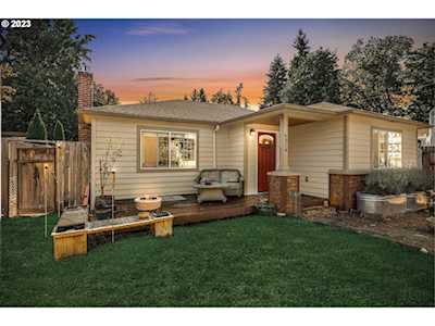 6314 SE Jennings AVE Milwaukie, OR 97267