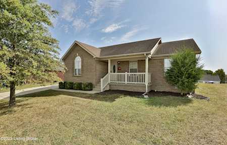 40 Persimmon Dr Taylorsville, KY 40071