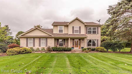 13608 Windmoor Dr Green Oak Twp, MI 48178