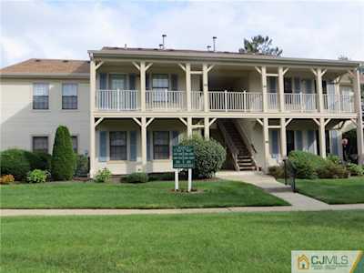 323 Wycoff Way #323 East Brunswick, NJ 08816