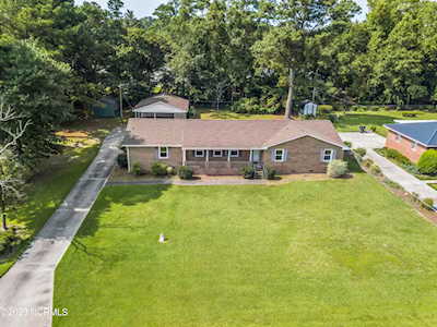 110 Tanglewood Dr Wilmington, NC 28409
