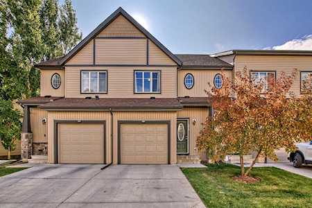 270 Copperpond Landing SE Calgary, AB T2Z 1G6