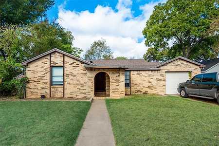 1311 Eagle Drive Fort Worth, TX 76111