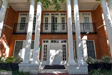 1023 N Royal St #209 Alexandria, VA 22314