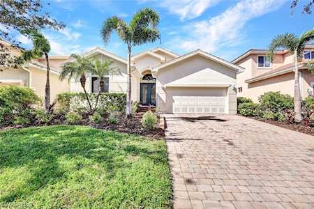 8627 Sumner Ave Fort Myers, FL 33908