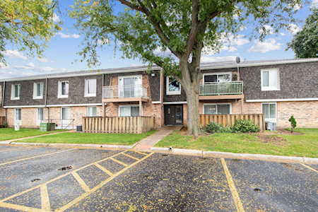 4704 Euclid Ave #1D Rolling Meadows, IL 60008