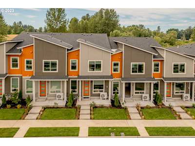 199 SW Lancaster CT Troutdale, OR 97060