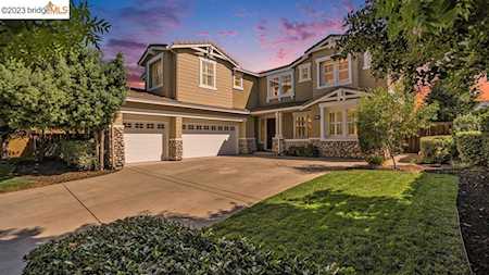 1865 La Fonte Court Brentwood, CA 94513-7224