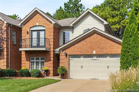 2313 Turnberry Dr Jeffersonville, IN 47130