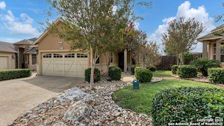 1237 Legacy Dr New Braunfels, TX 78130