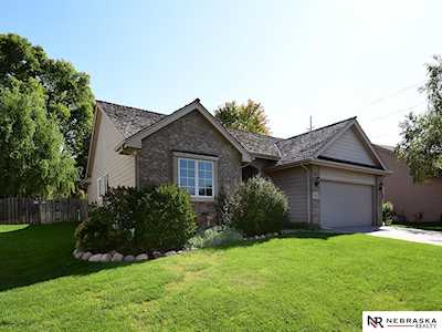 1011 South 159th Ave Omaha, NE 68118