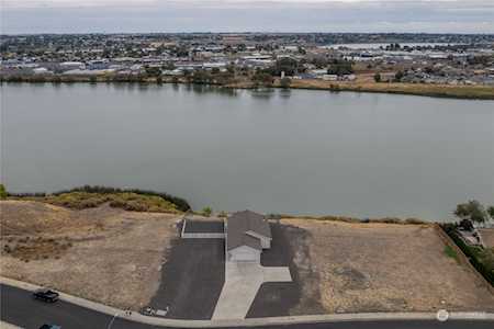 198 N Crestview Dr Moses Lake, WA 98837