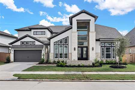 11306 Flying Admiral Dr Cypress, TX 77433