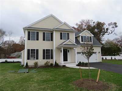 631 Sachem Rd North Kingstown, RI 02852