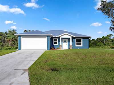 3215 Douglas Rd Port Charlotte, FL 33980