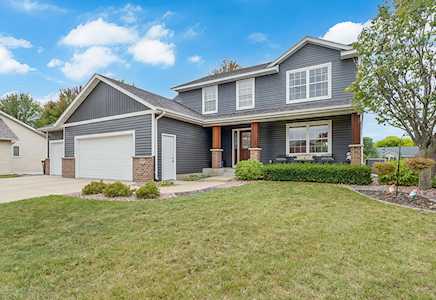 506 Chalupsky Avenue NE New Prague, MN 56071