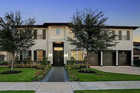 3019 Sundance Summit Ln Katy, TX 77494
