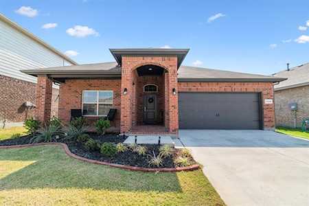 1136 Napier Way Fort Worth, TX 76247
