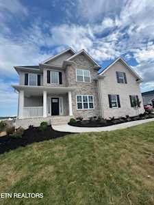 92 E Elderberry St Oak Ridge, TN 37830