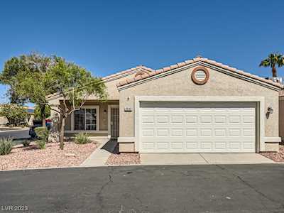 4940 Mascaro Dr Las Vegas, NV 89122