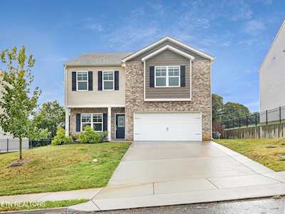 8023 Dennis Fox Ln Knoxville, TN 37938