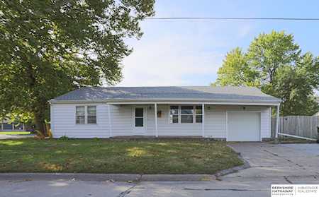 219 E Charles St Valley, NE 68064