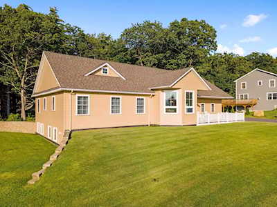 76 Sun Lake Dr Belmont, NH 03220