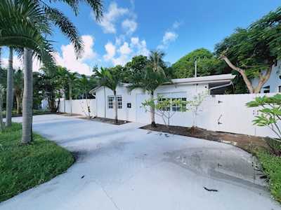 1129 NE 2nd Avenue Fort Lauderdale, FL 33304