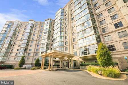 19385 Cypress Ridge Terrace #1011 Leesburg, VA 20176