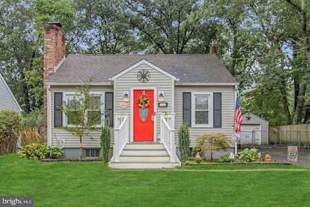 15 Chestnut St Waretown, NJ 08758