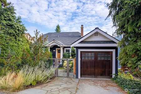 900 W Emerson St Seattle, WA 98119